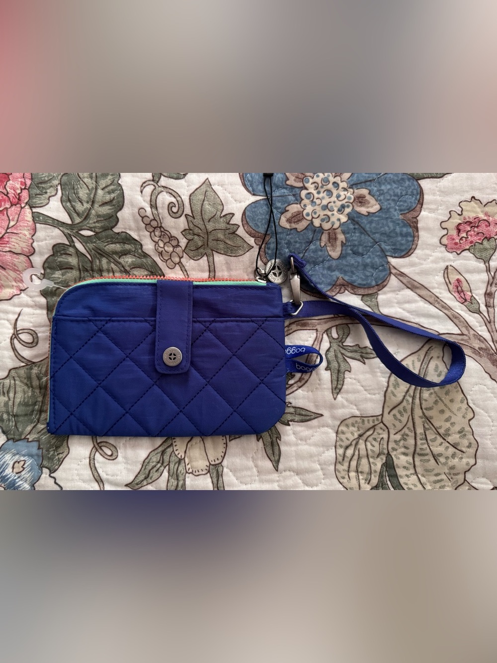 Baggalini Quilted Wristlet Pouch